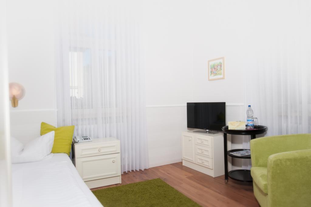 Pension Villa Nordland Bad Kissingen Zimmer foto